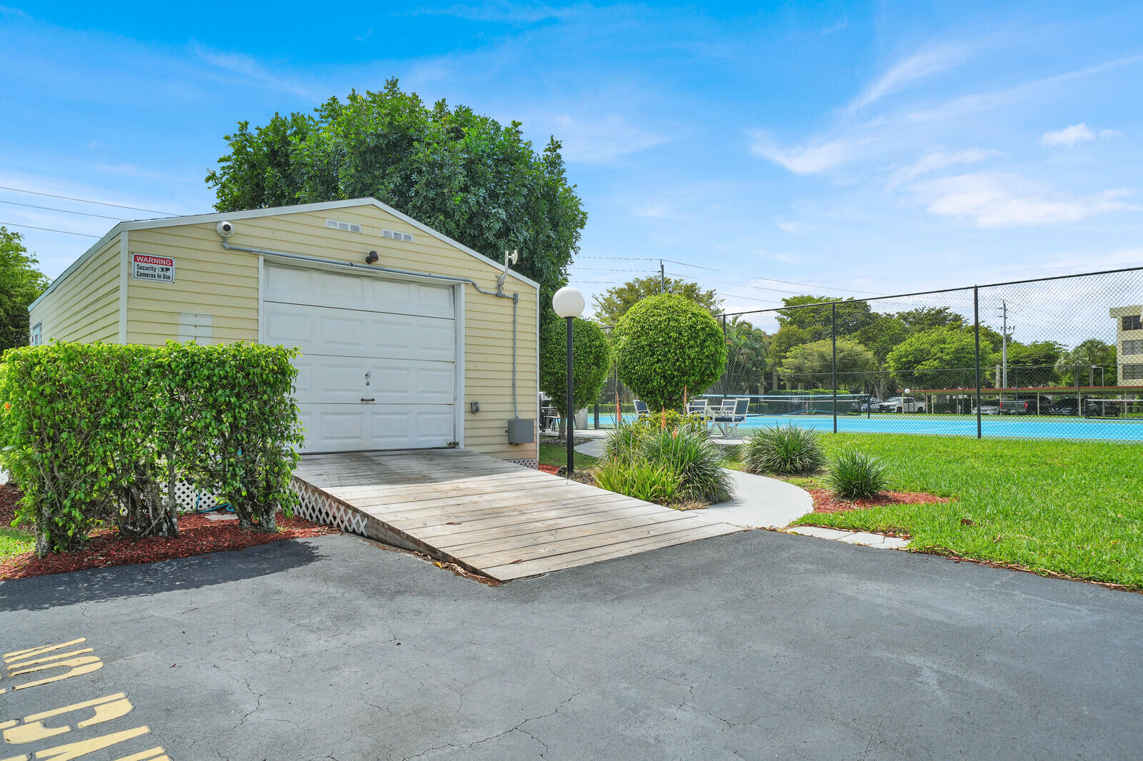 BARWOOD CONDO - Residential