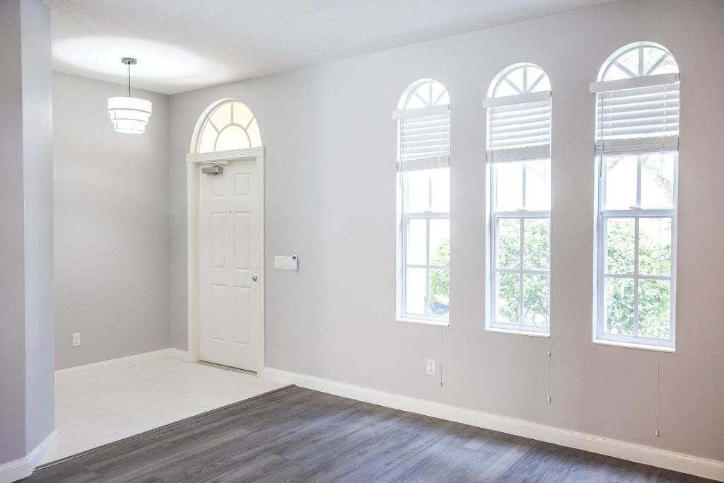 Photo of 142 Middlebury Drive, Jupiter, FL 33458 (MLS # R10948609)