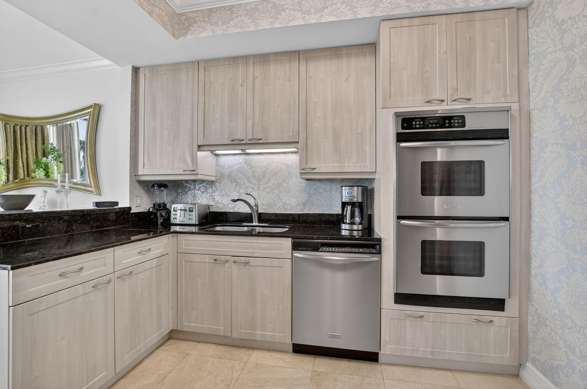 TOWNSEND PLACE - Residential