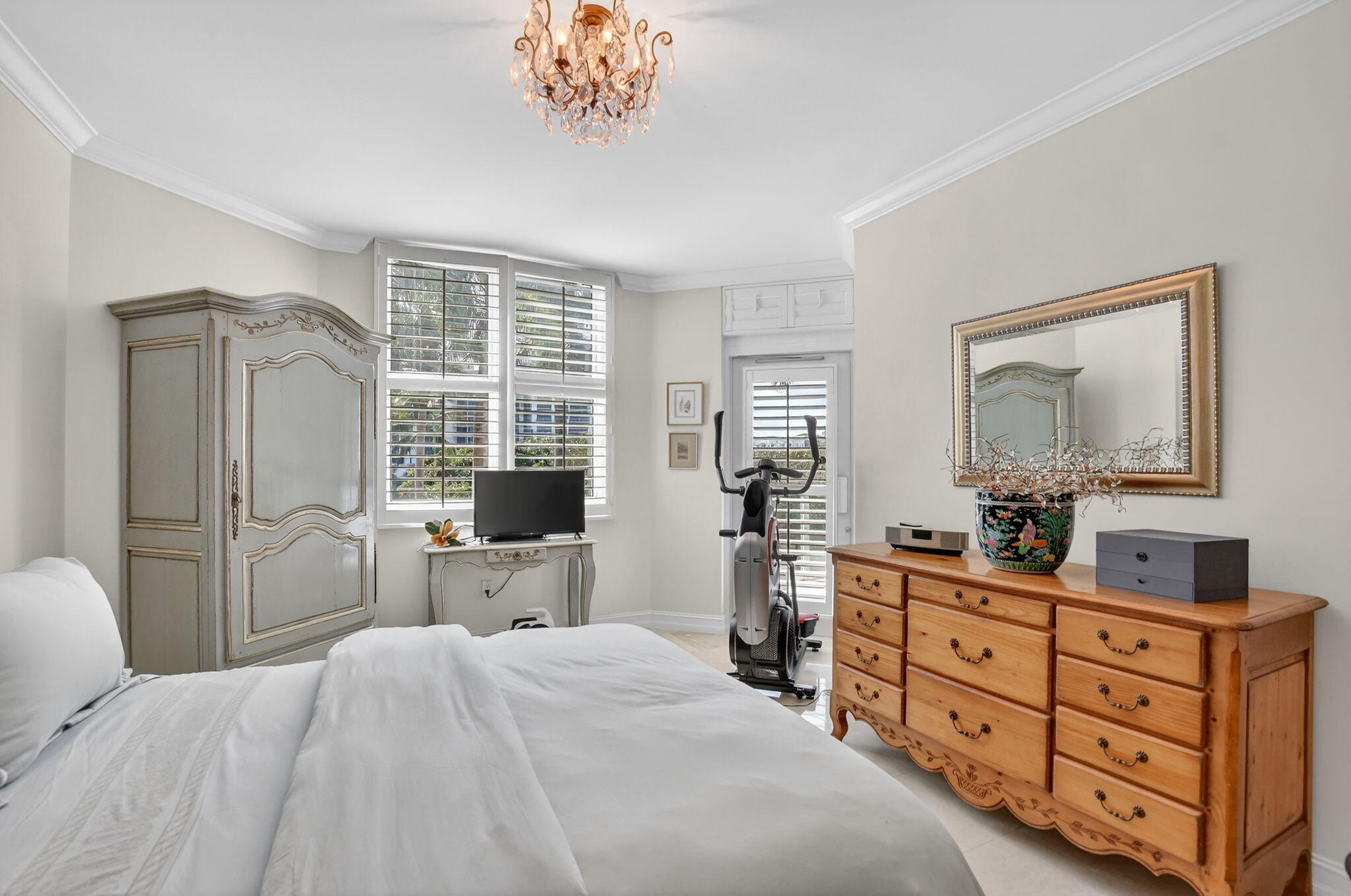 TOWNSEND PLACE - Residential