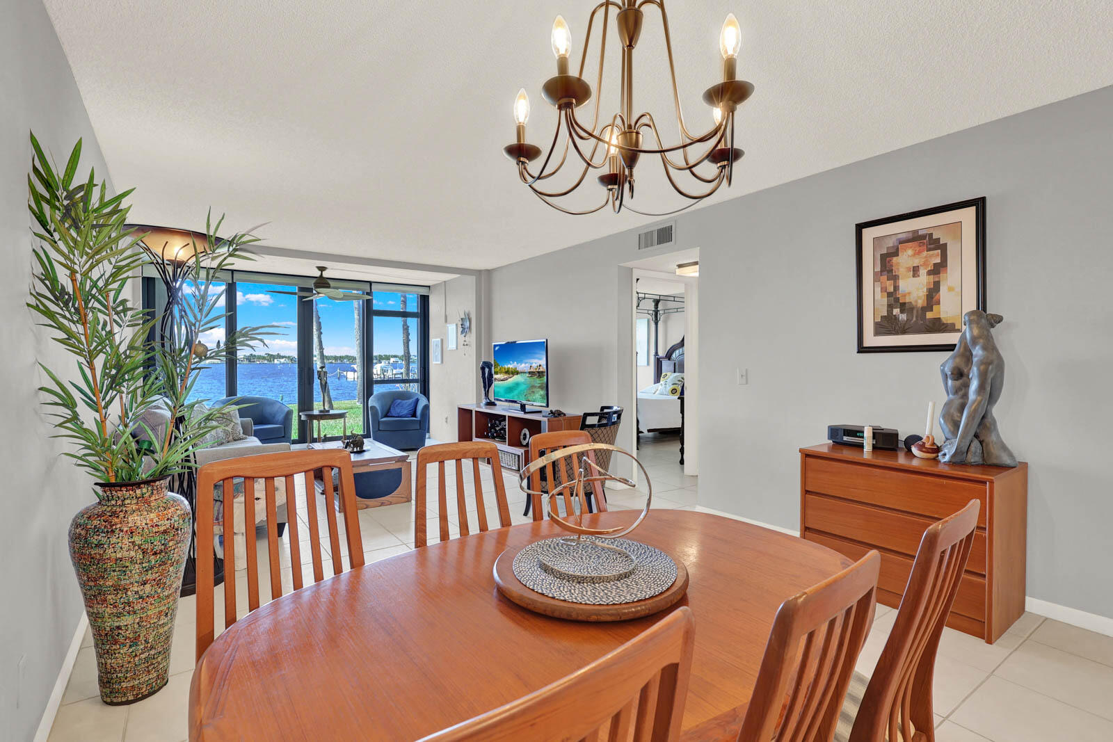 CIRCLE BAY YACHT CLUB CONDO - Residential