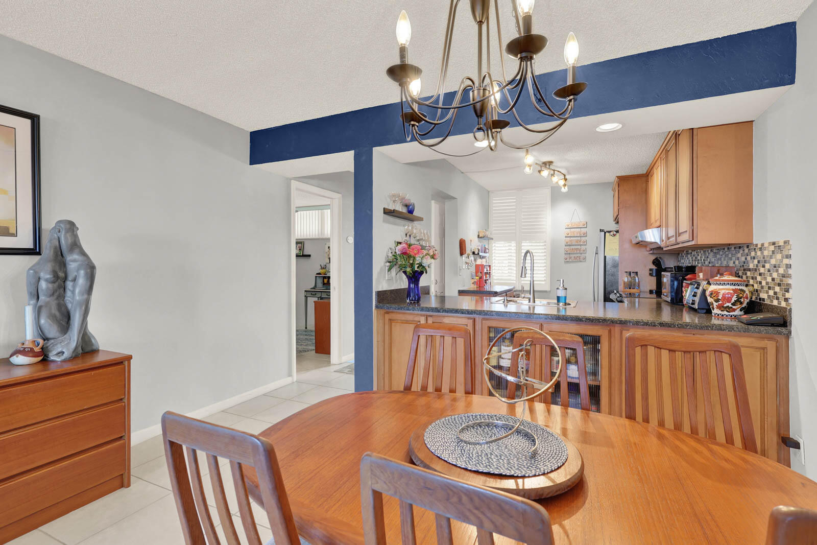 CIRCLE BAY YACHT CLUB CONDO - Residential