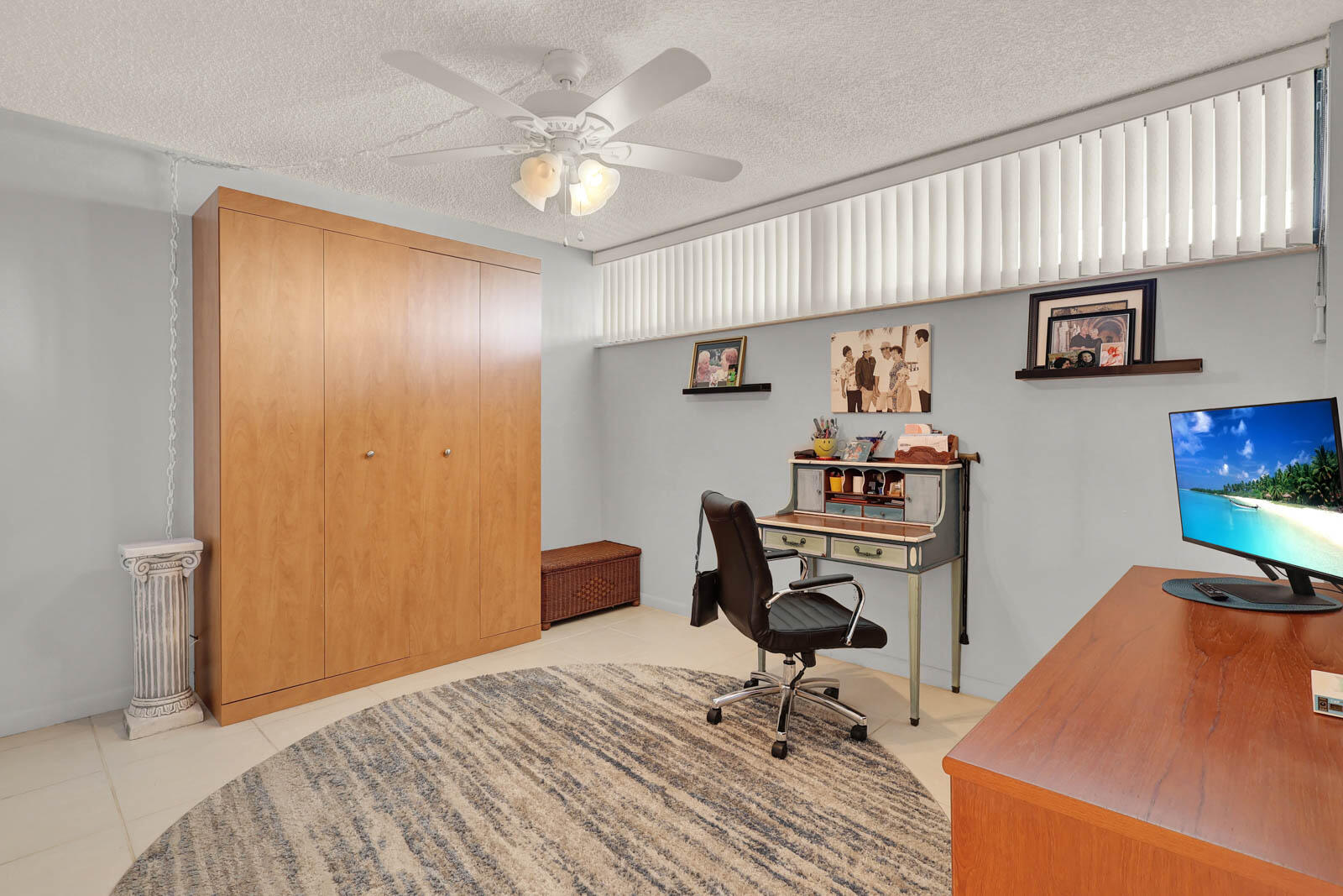 CIRCLE BAY YACHT CLUB CONDO - Residential