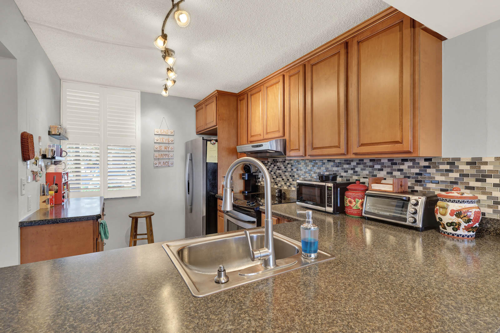 CIRCLE BAY YACHT CLUB CONDO - Residential