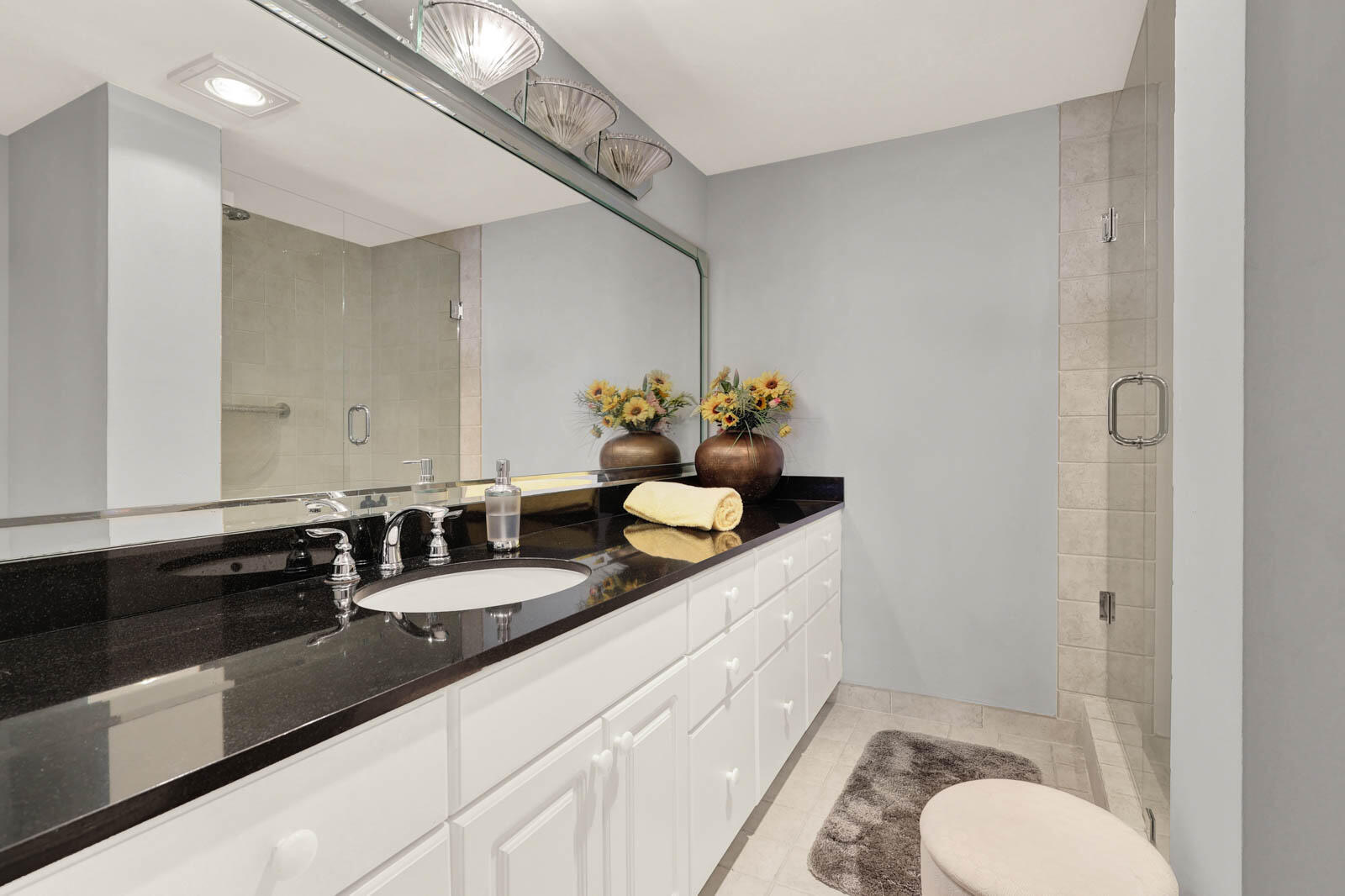 CIRCLE BAY YACHT CLUB CONDO - Residential