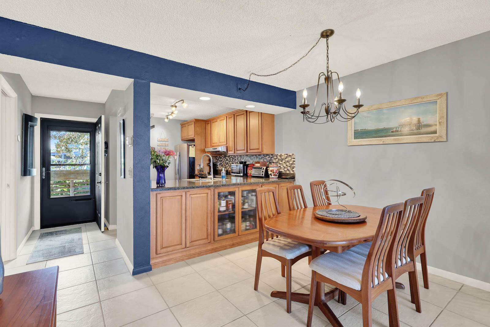 CIRCLE BAY YACHT CLUB CONDO - Residential