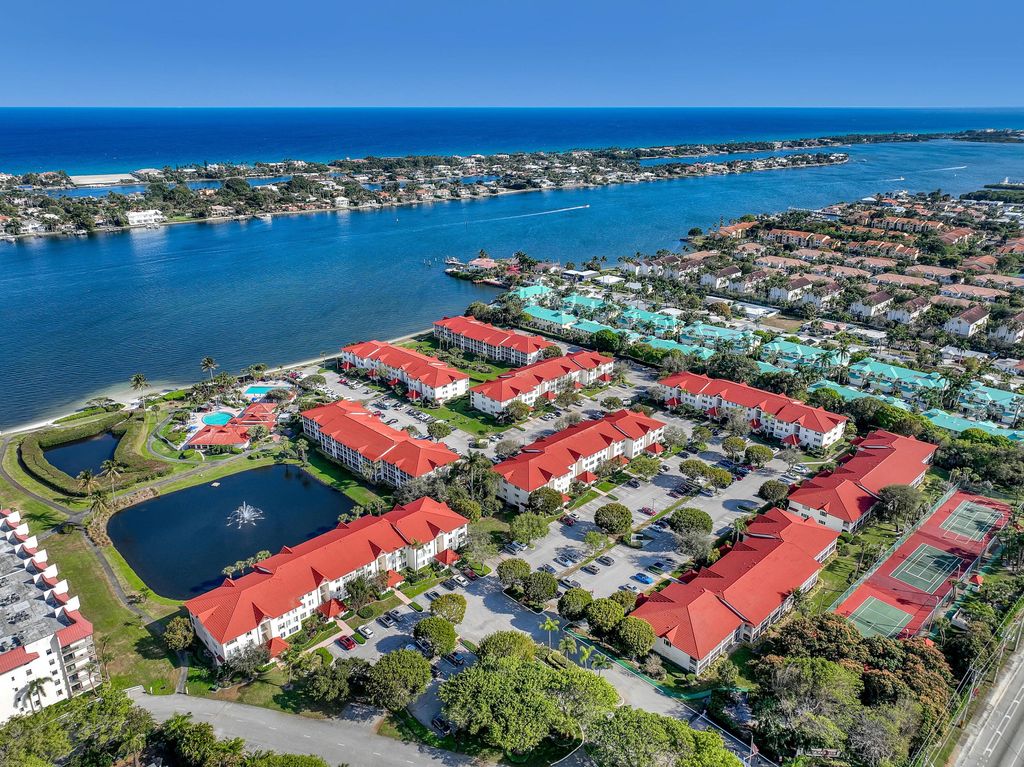 Photo of 105 Half Moon Circle #F1, Hypoluxo, FL 33462 (MLS # R11167477)