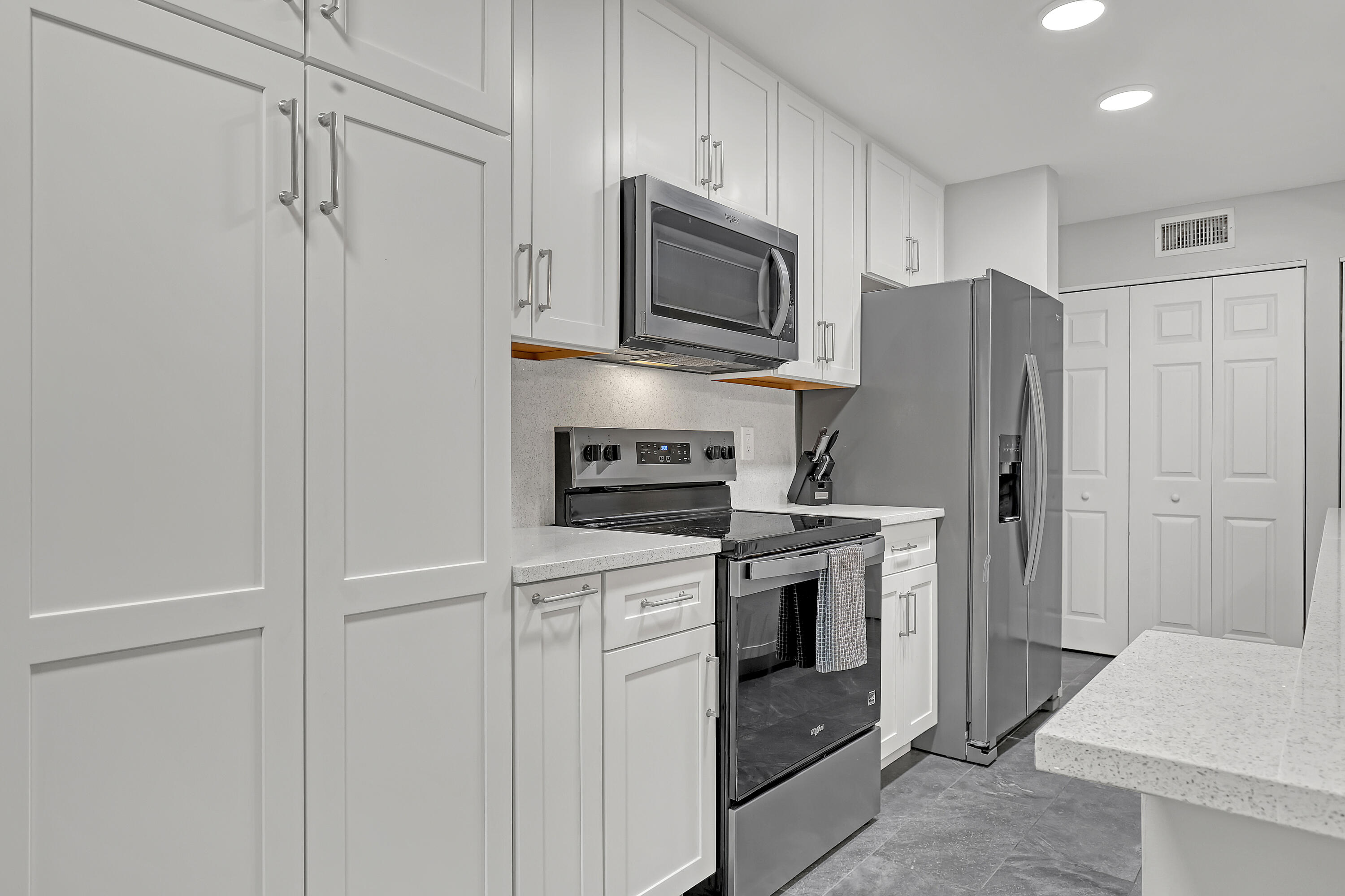 HALF MOON BAY CONDO - Residential