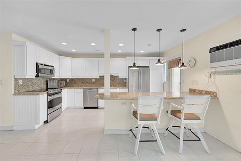 1110 N Riverside Dr 14 Pompano Beach FL 33062