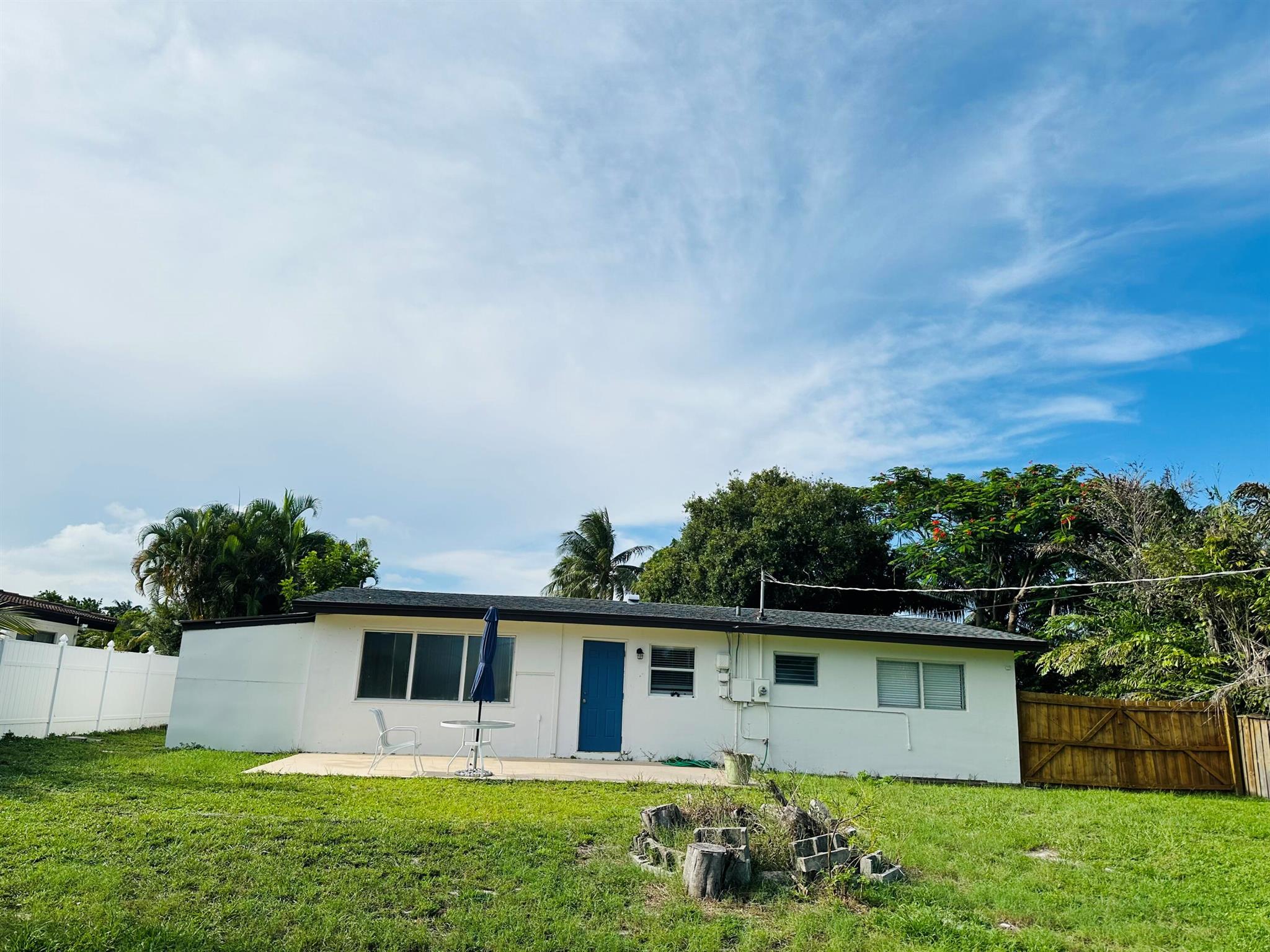 SPANISH VILLAGE - Residential Lease