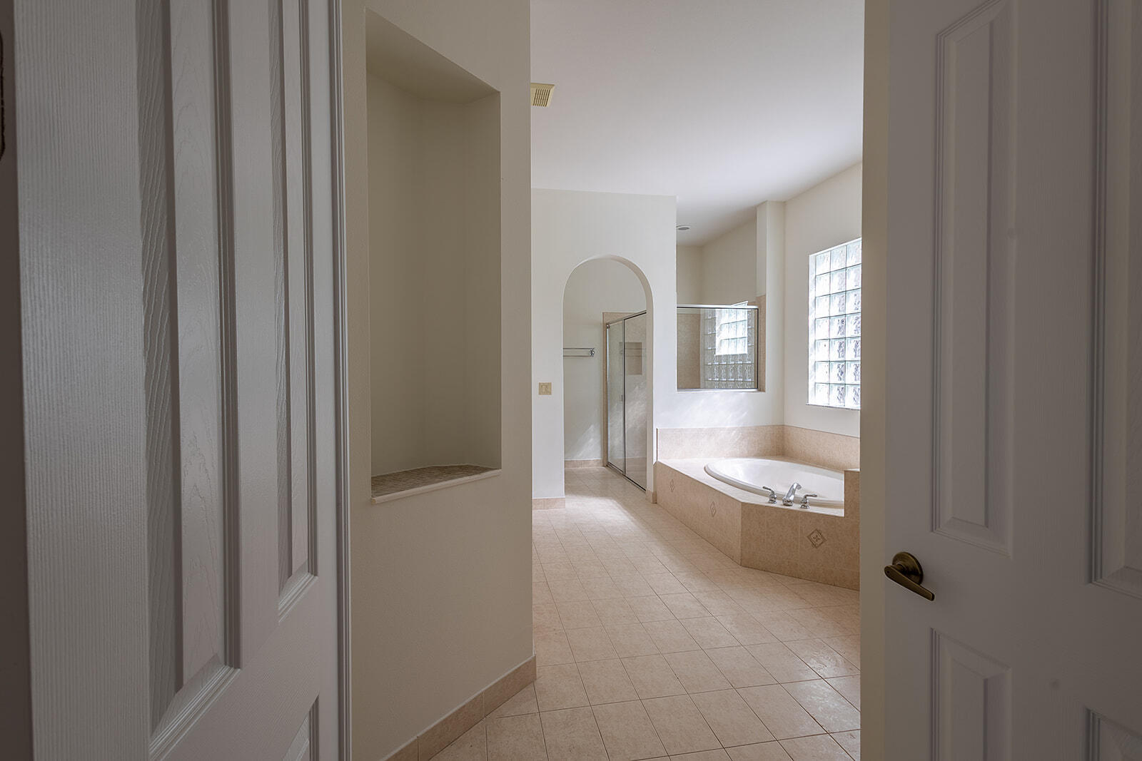 RENAISSANCE SEC 7 - Residential Lease