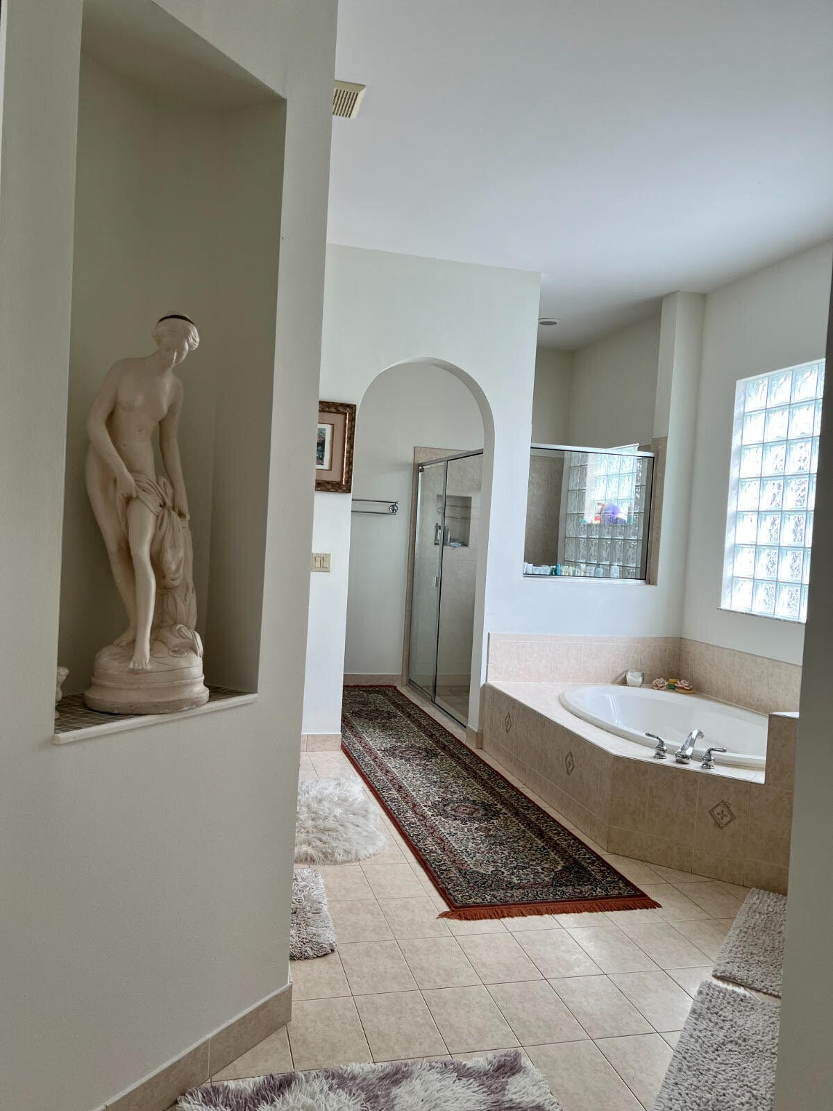 RENAISSANCE SEC 7 - Residential Lease