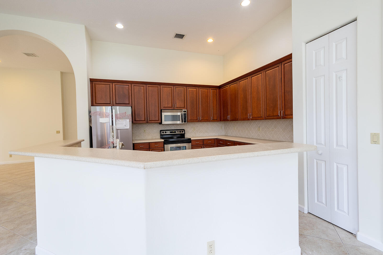 RENAISSANCE SEC 7 - Residential Lease