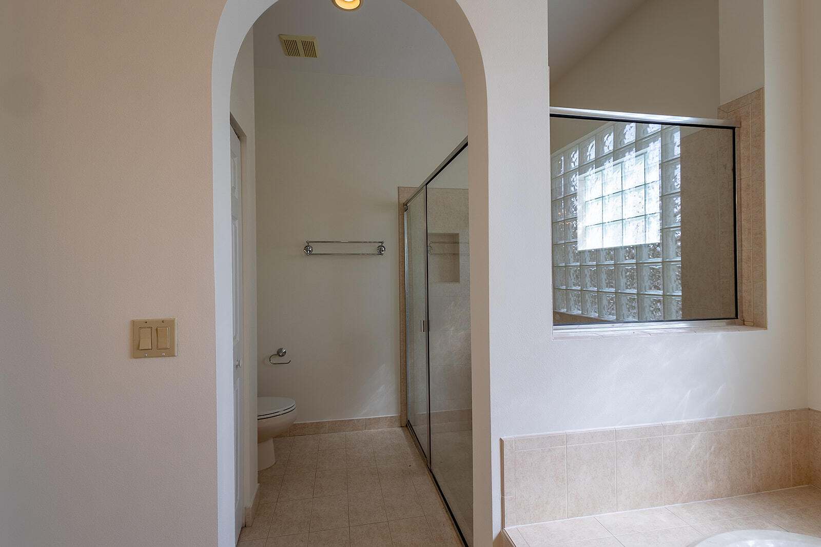 RENAISSANCE SEC 7 - Residential Lease