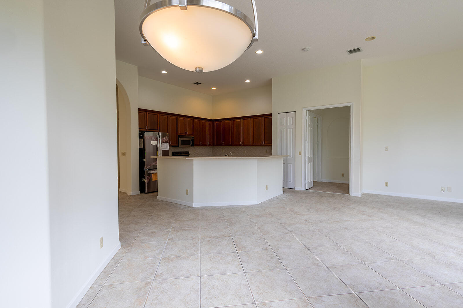 RENAISSANCE SEC 7 - Residential Lease