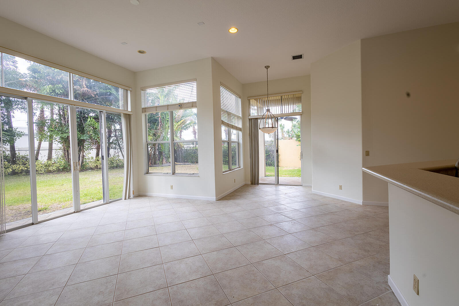 RENAISSANCE SEC 7 - Residential Lease