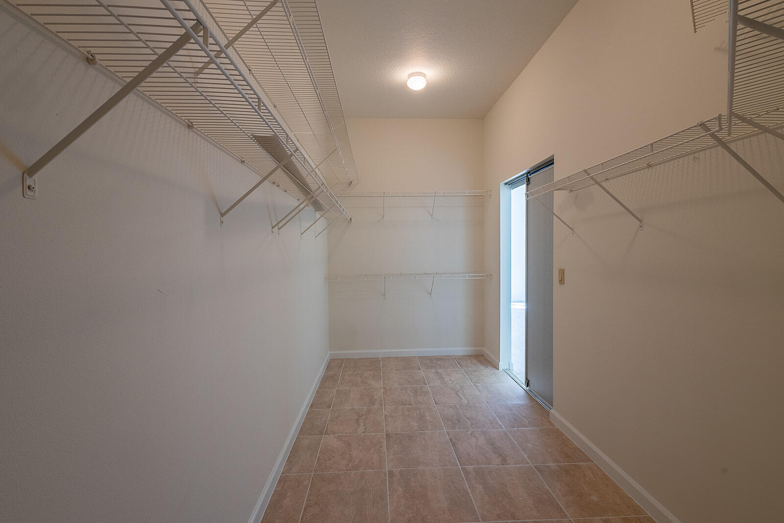 RENAISSANCE SEC 7 - Residential Lease