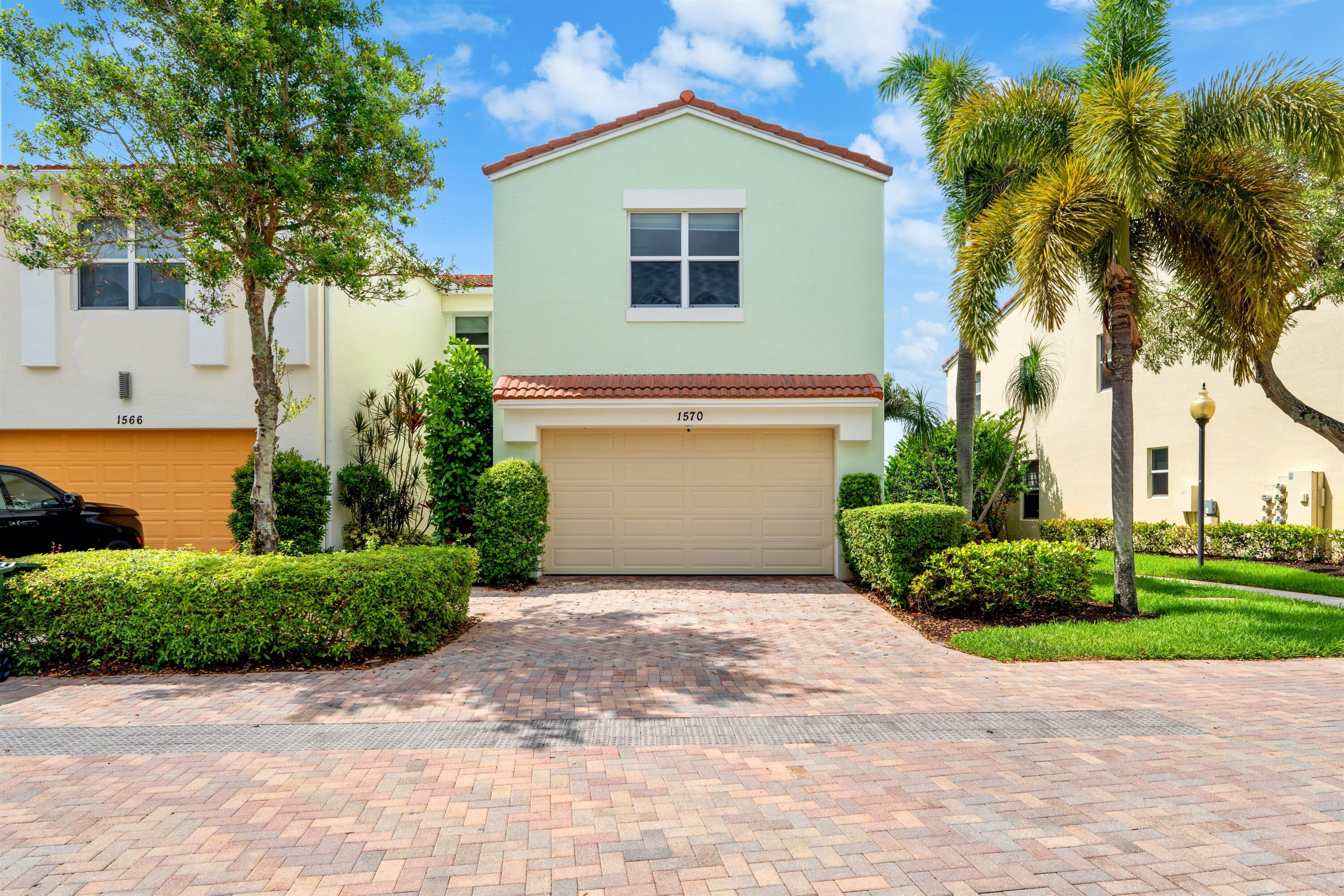 1570 NW 48th Place