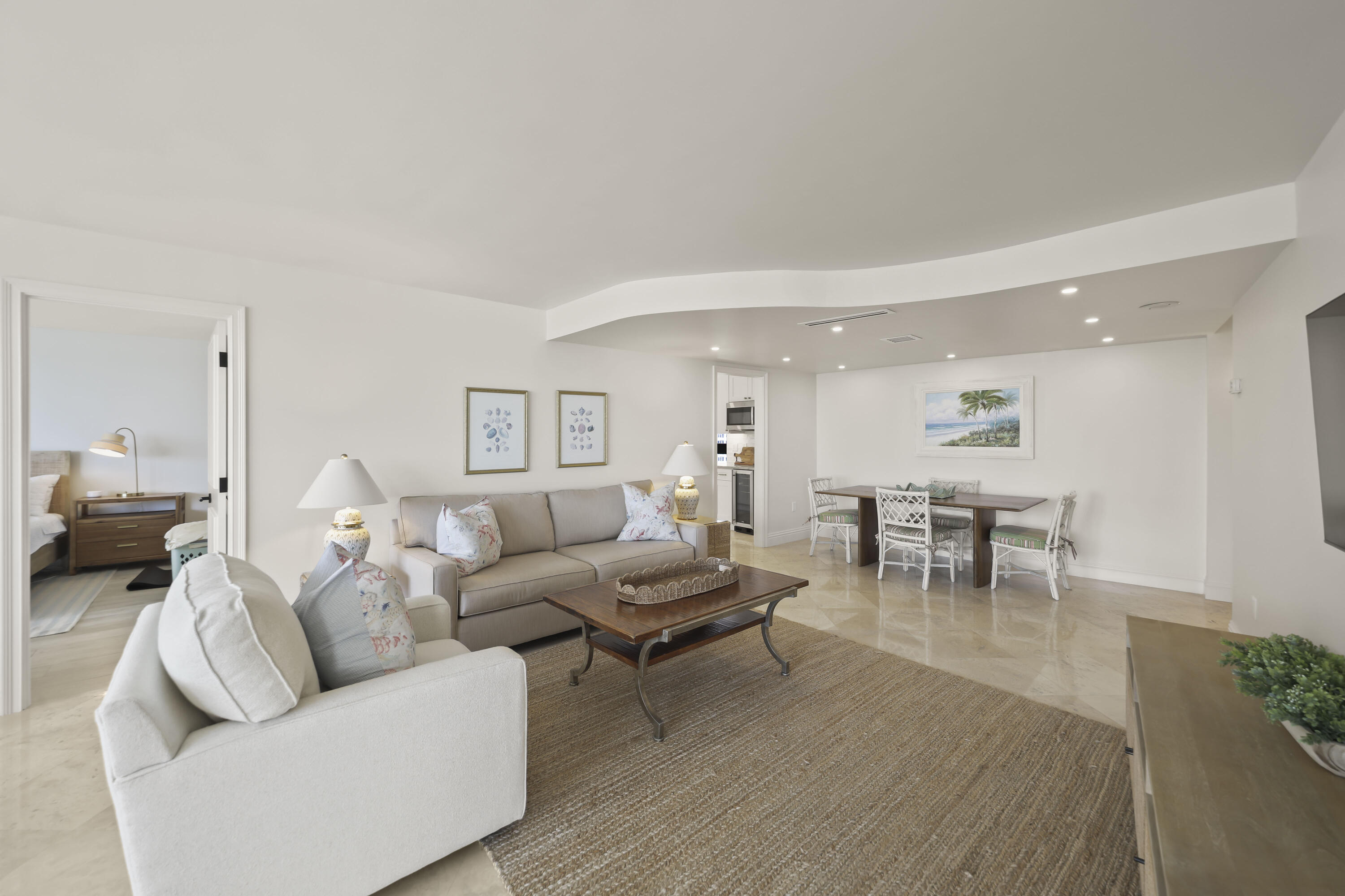 TRIANON CONDO - Residential Lease