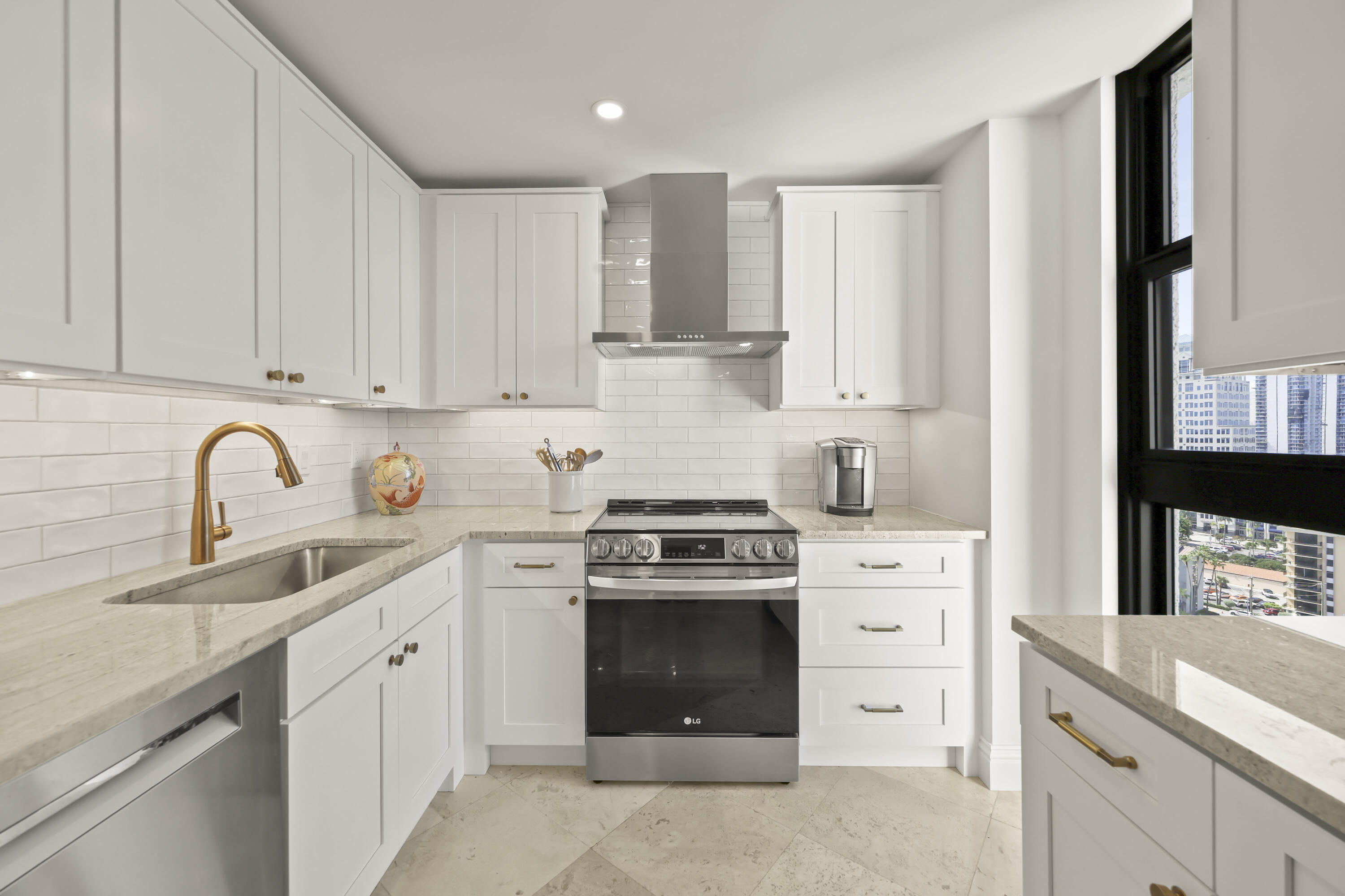 TRIANON CONDO - Residential Lease