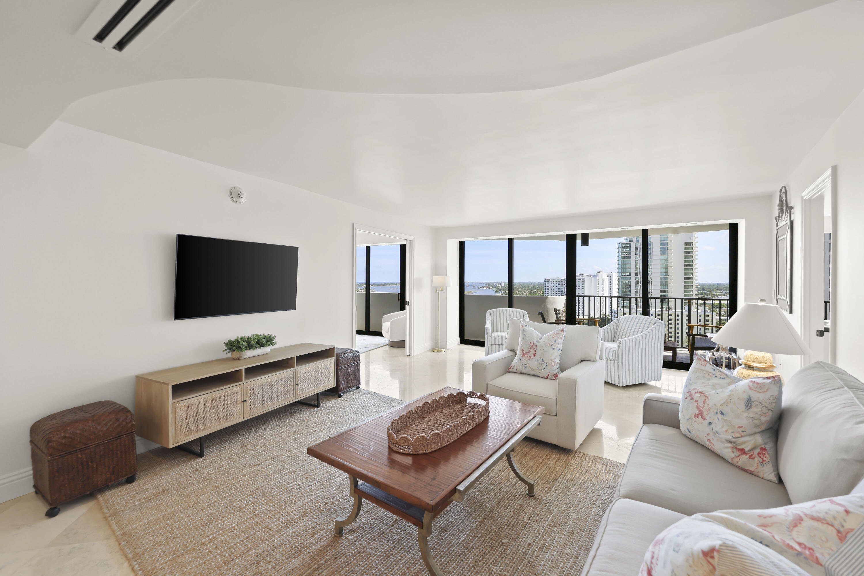 TRIANON CONDO - Residential Lease