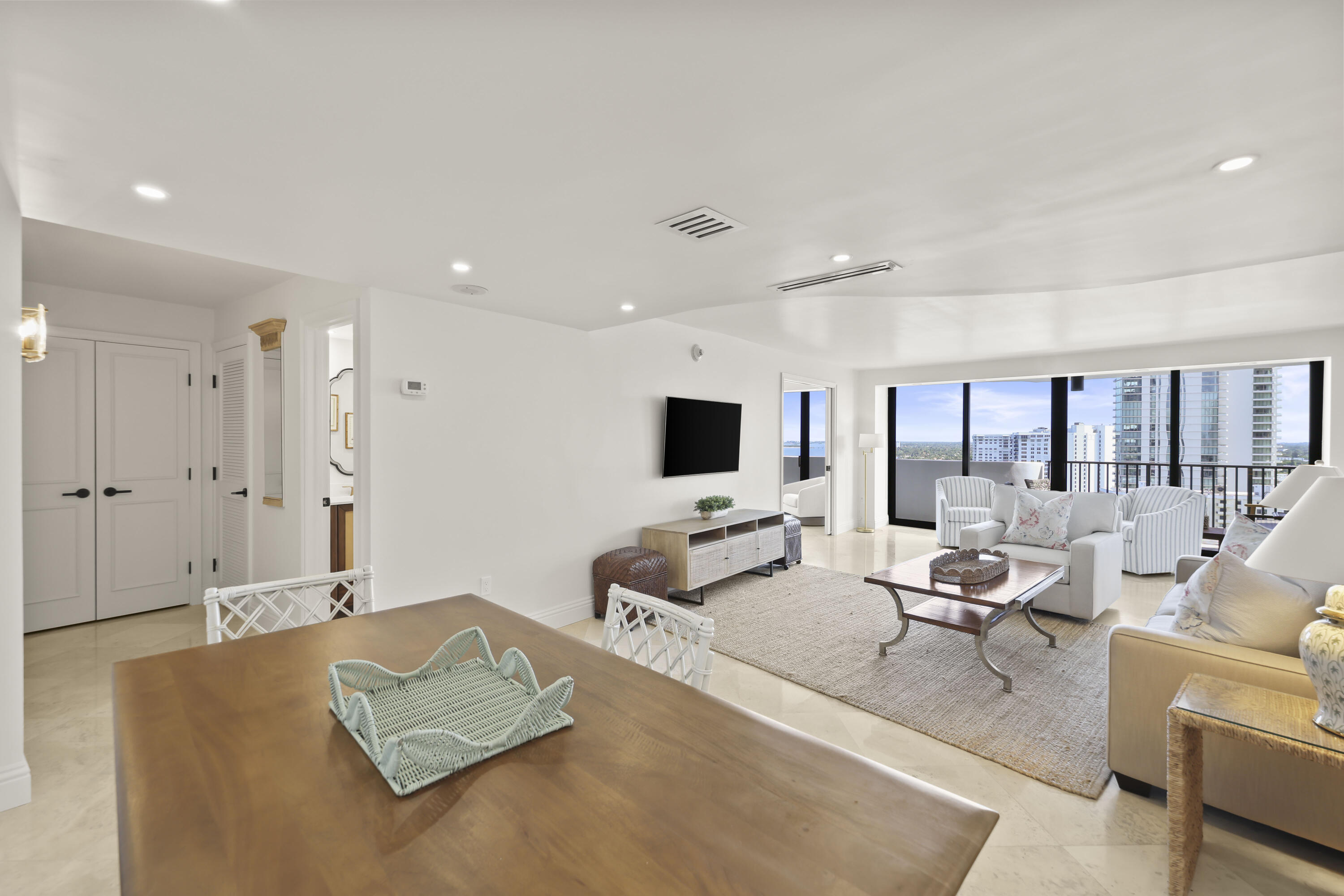 TRIANON CONDO - Residential Lease