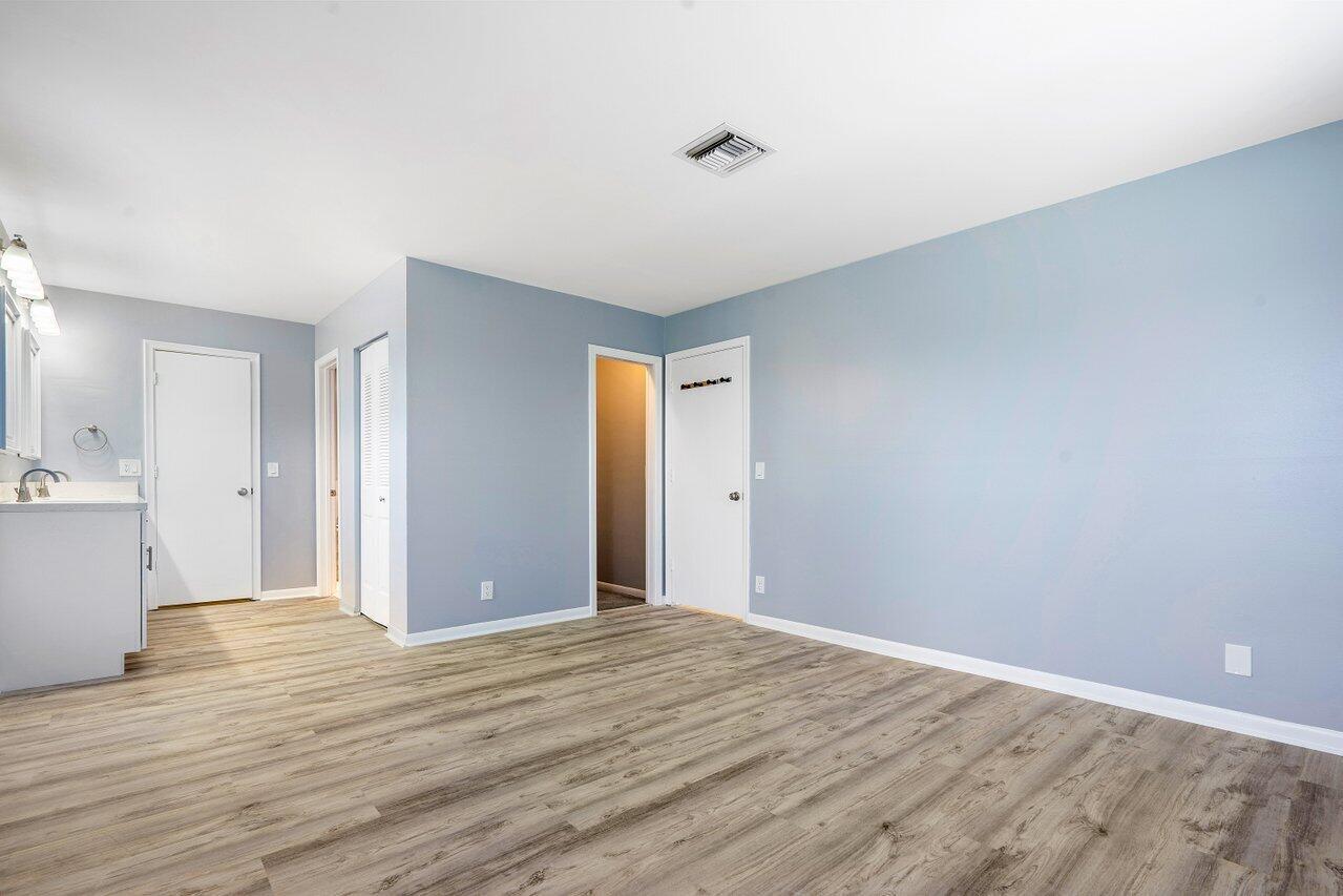 PINES OF DELRAY NORTH CON - Residential