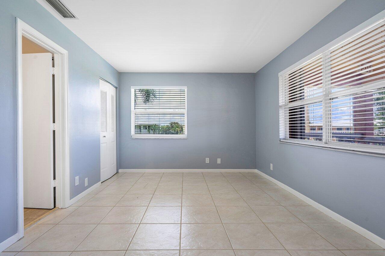 PINES OF DELRAY NORTH CON - Residential