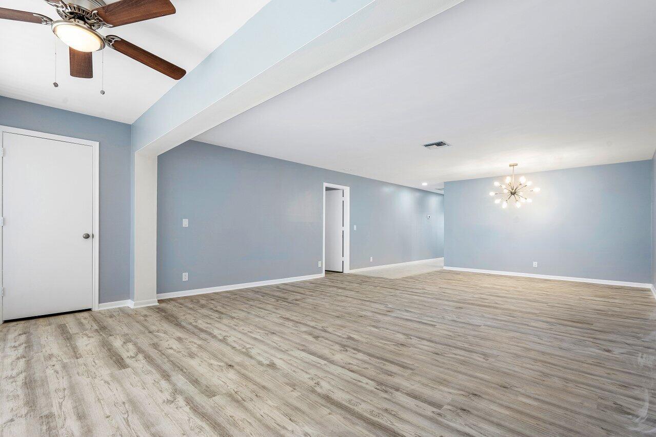 PINES OF DELRAY NORTH CON - Residential