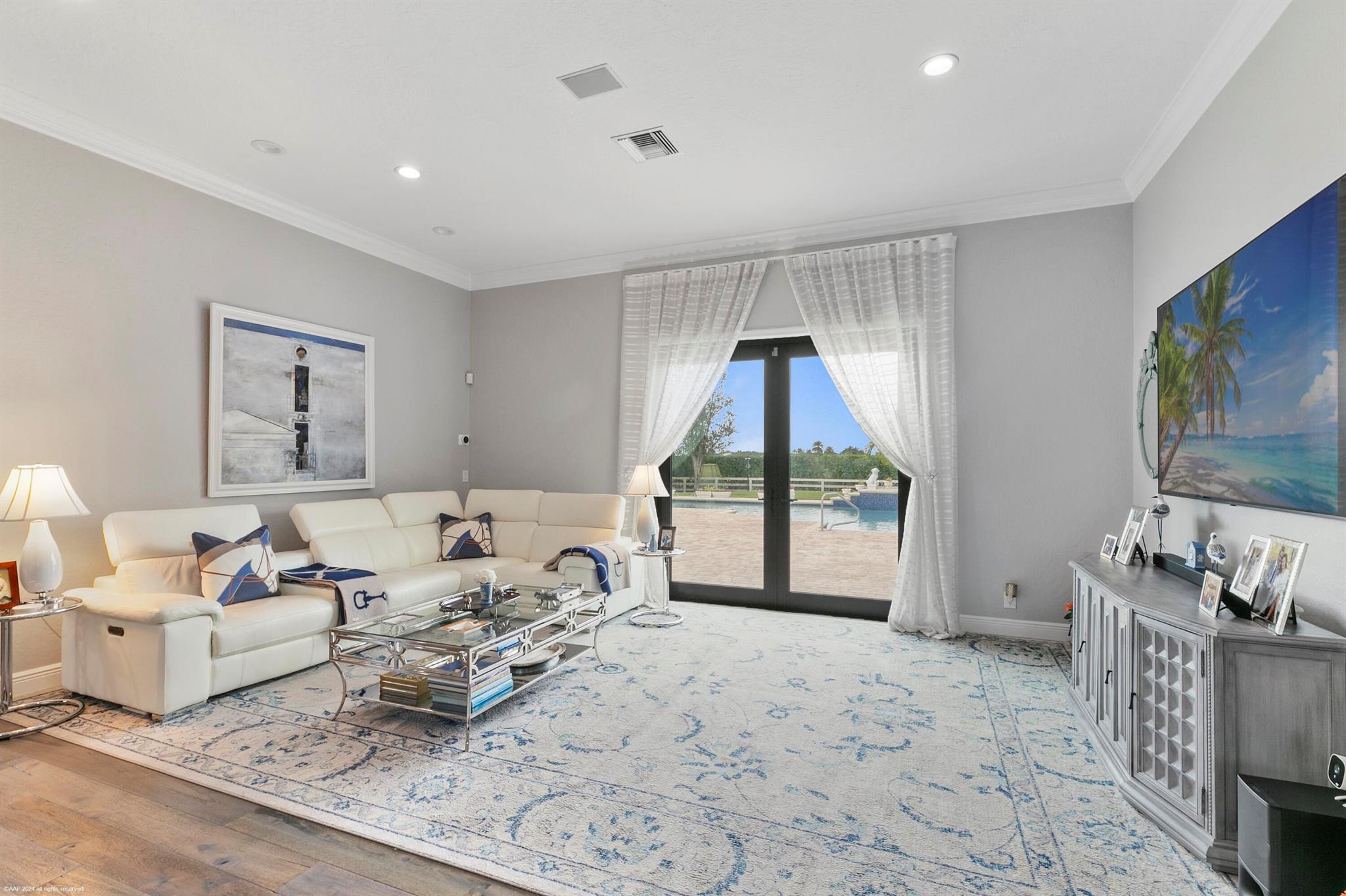 SOUTHFIELDS - Residential