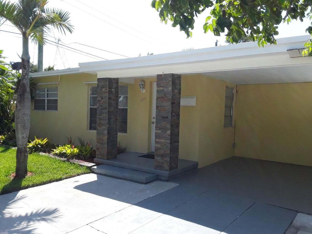 Photo of 5511 Spruce Avenue, West Palm Beach, FL 33407 (MLS # R10963301)