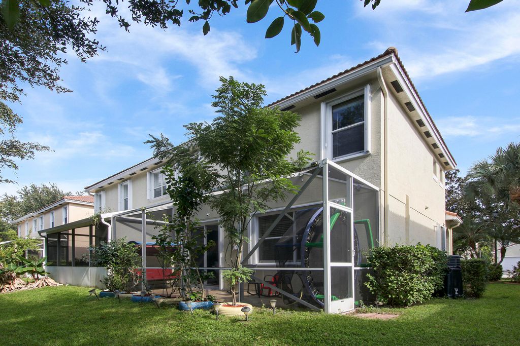 Photo of 9193 Villa Palma Lane, Palm Beach Gardens, FL 33418 (MLS # R11042406)