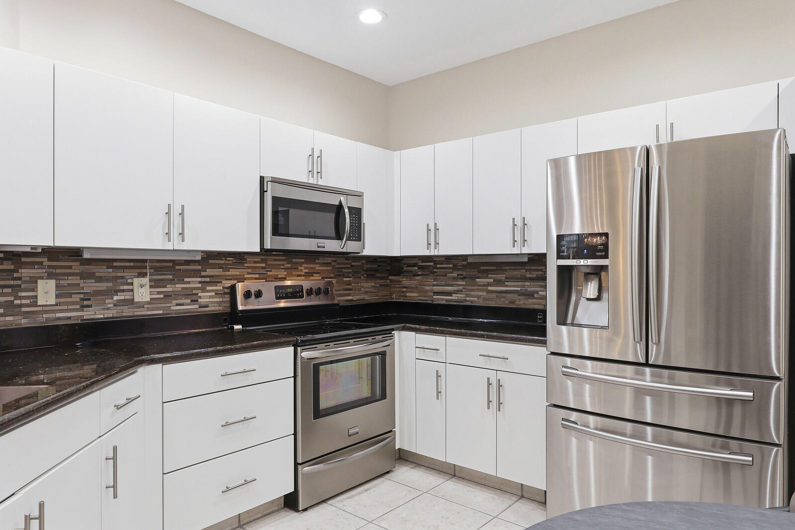 CRYSTAL POINTE I CONDO - Residential