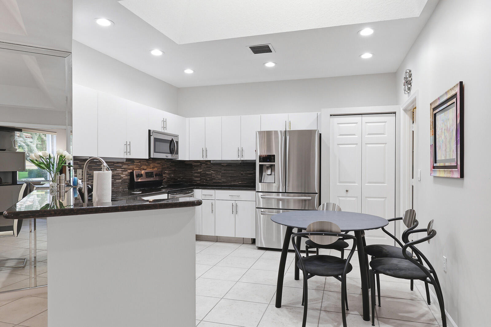 CRYSTAL POINTE I CONDO - Residential