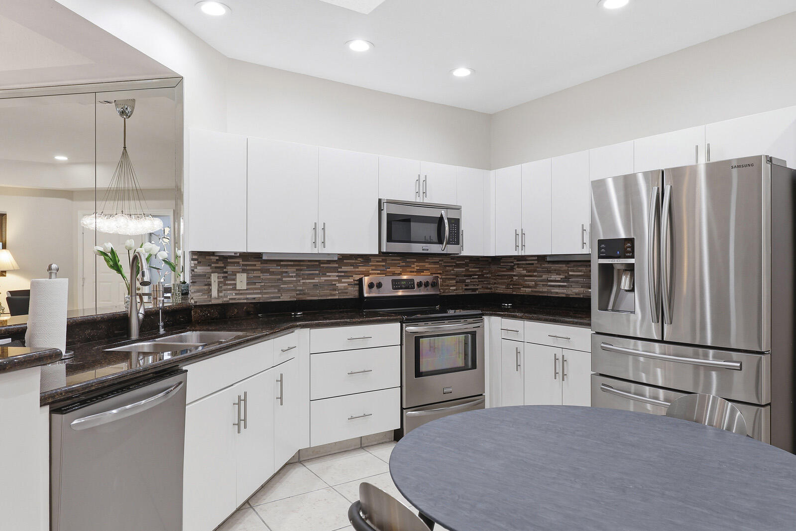 CRYSTAL POINTE I CONDO - Residential