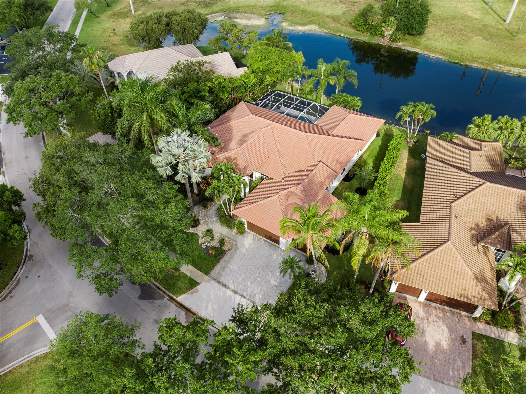 Photo 8 of 67 of 7023 NW 68th Dr house
