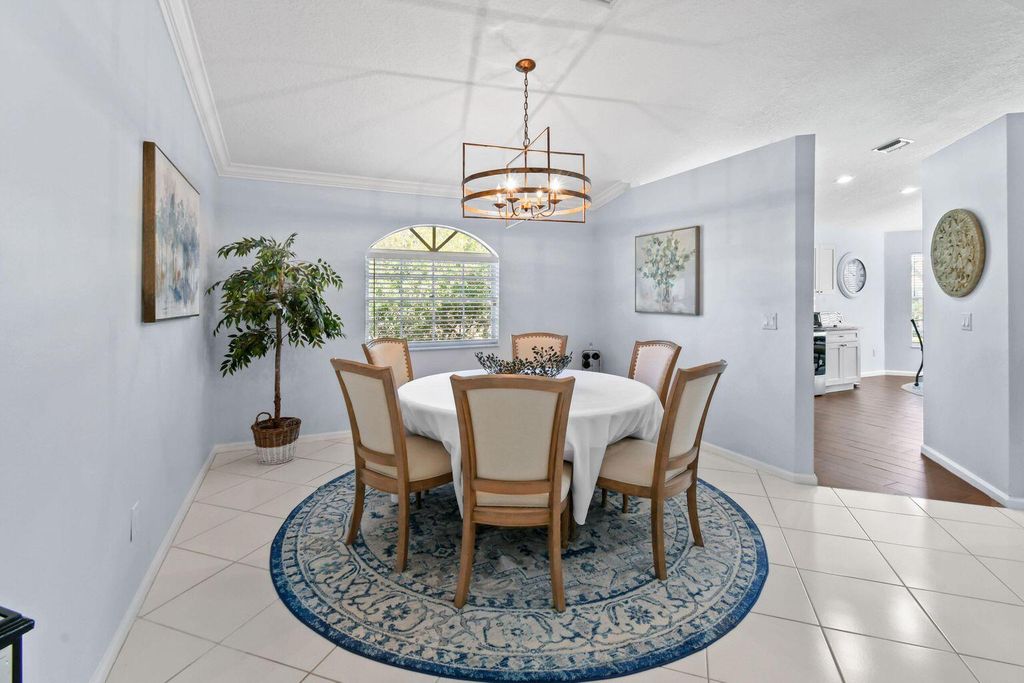 Photo of 252 Legendary Circle, Palm Beach Gardens, FL 33418 (MLS # B26016777)