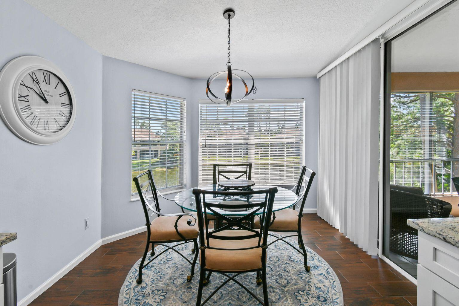 LEGENDS CONDO - Residential