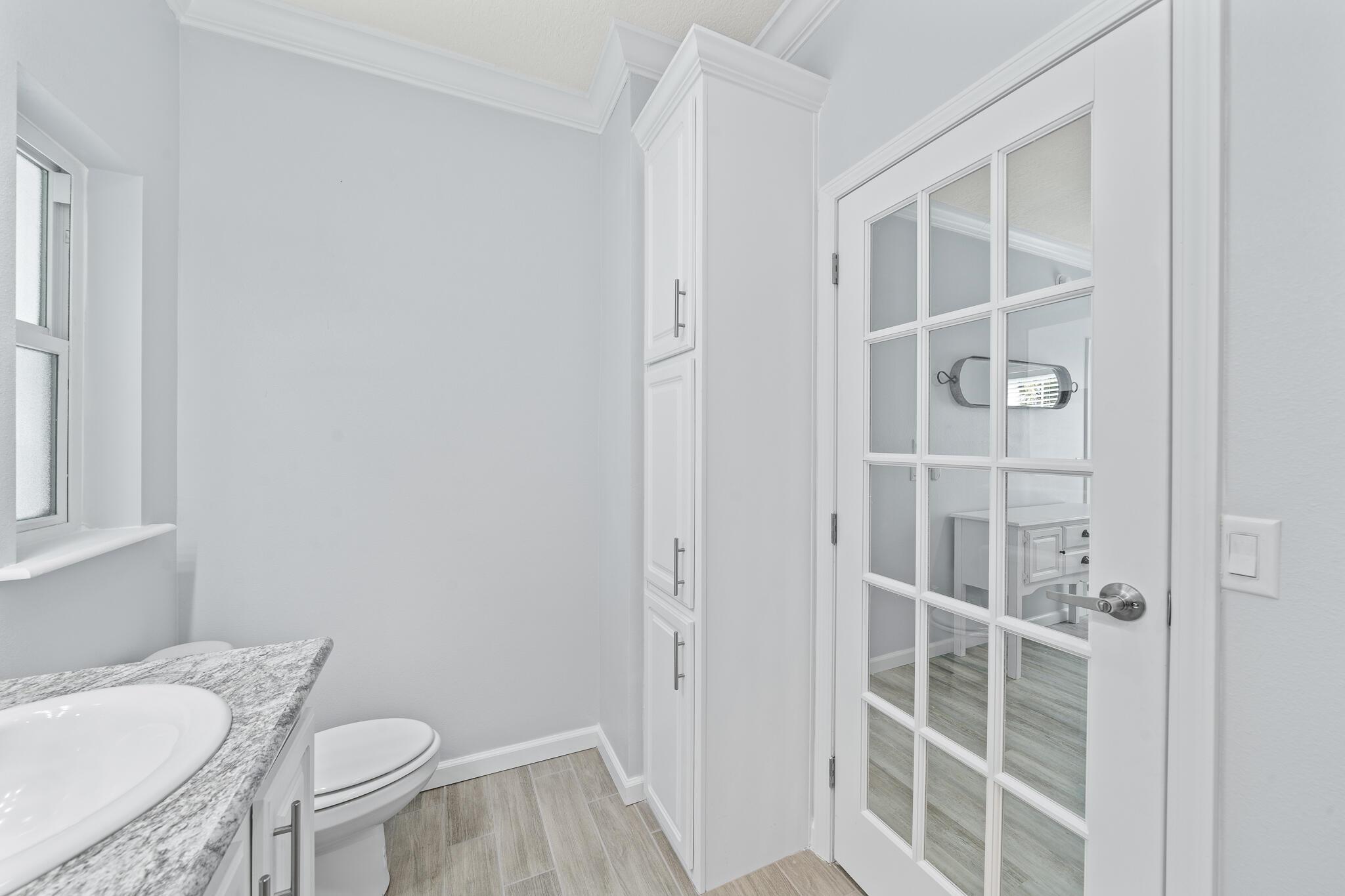 El Capitan Waterfront Com - Residential