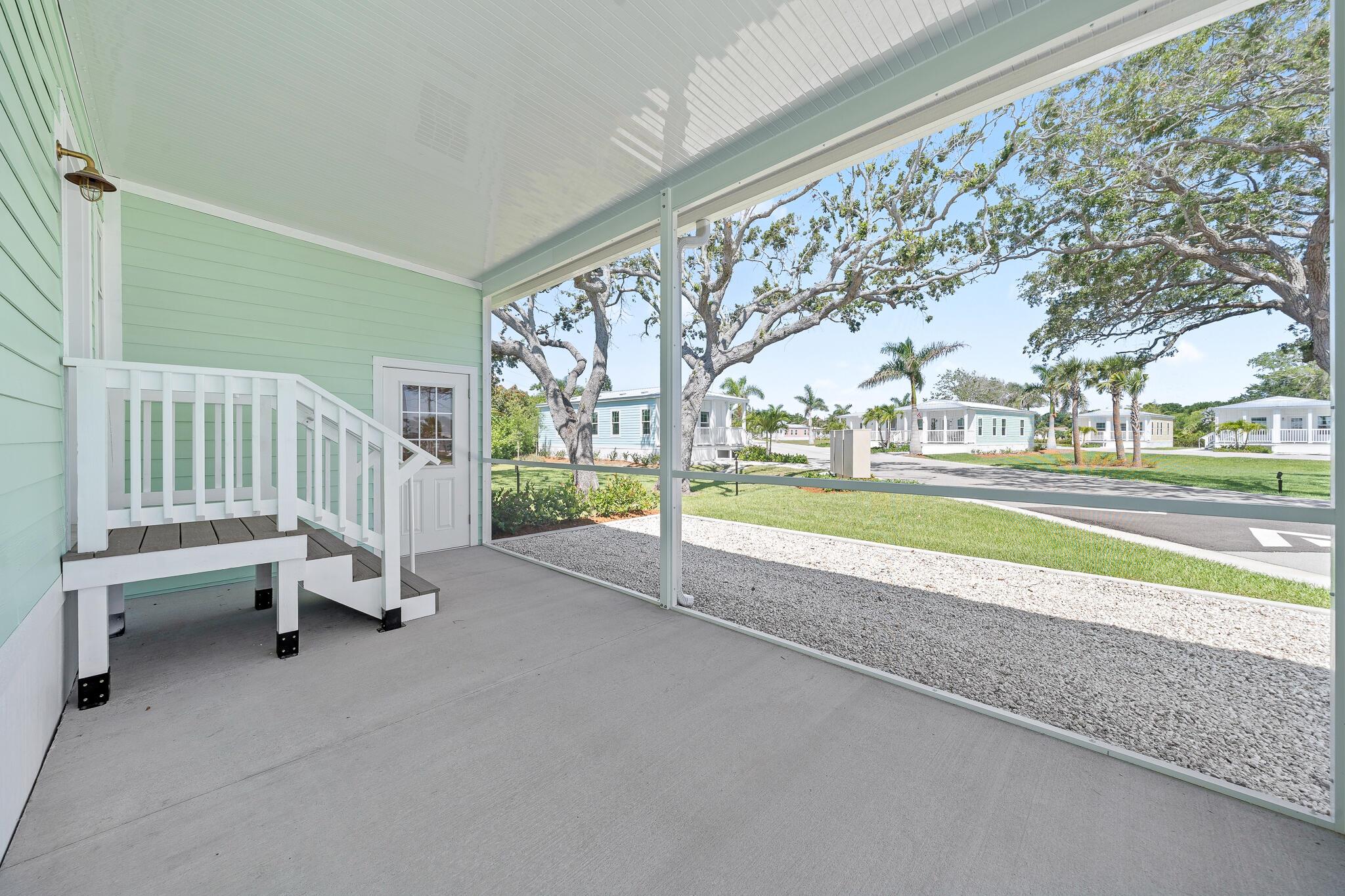 El Capitan Waterfront Com - Residential