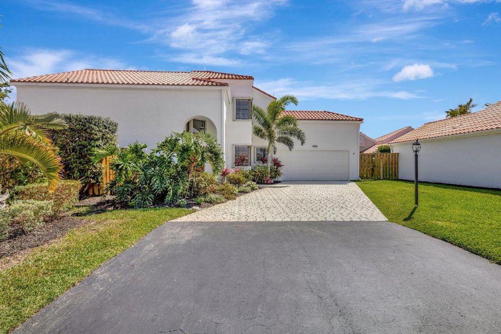 Photo of 13120 Cristal D Arques Drive, Palm Beach Gardens, FL 33410 (MLS # R11076126)