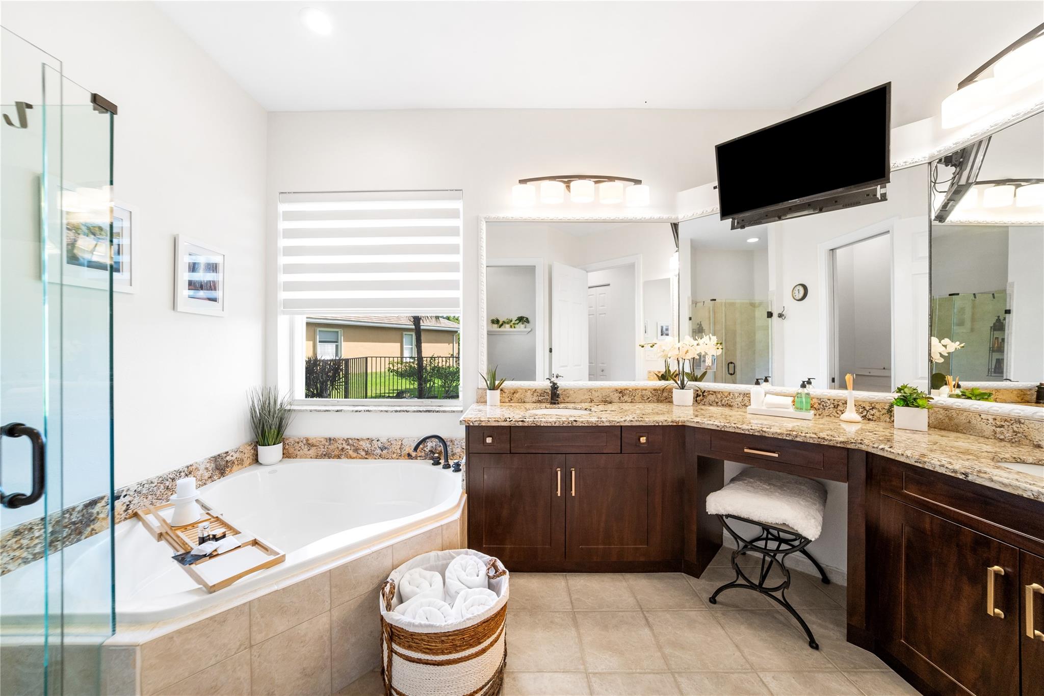 PARKLAND ISLES - Residential