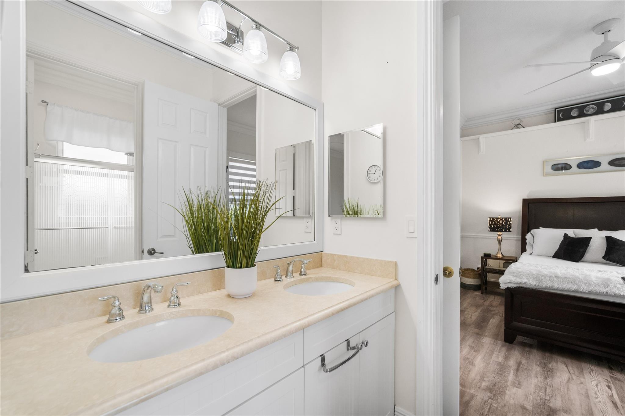 PARKLAND ISLES - Residential