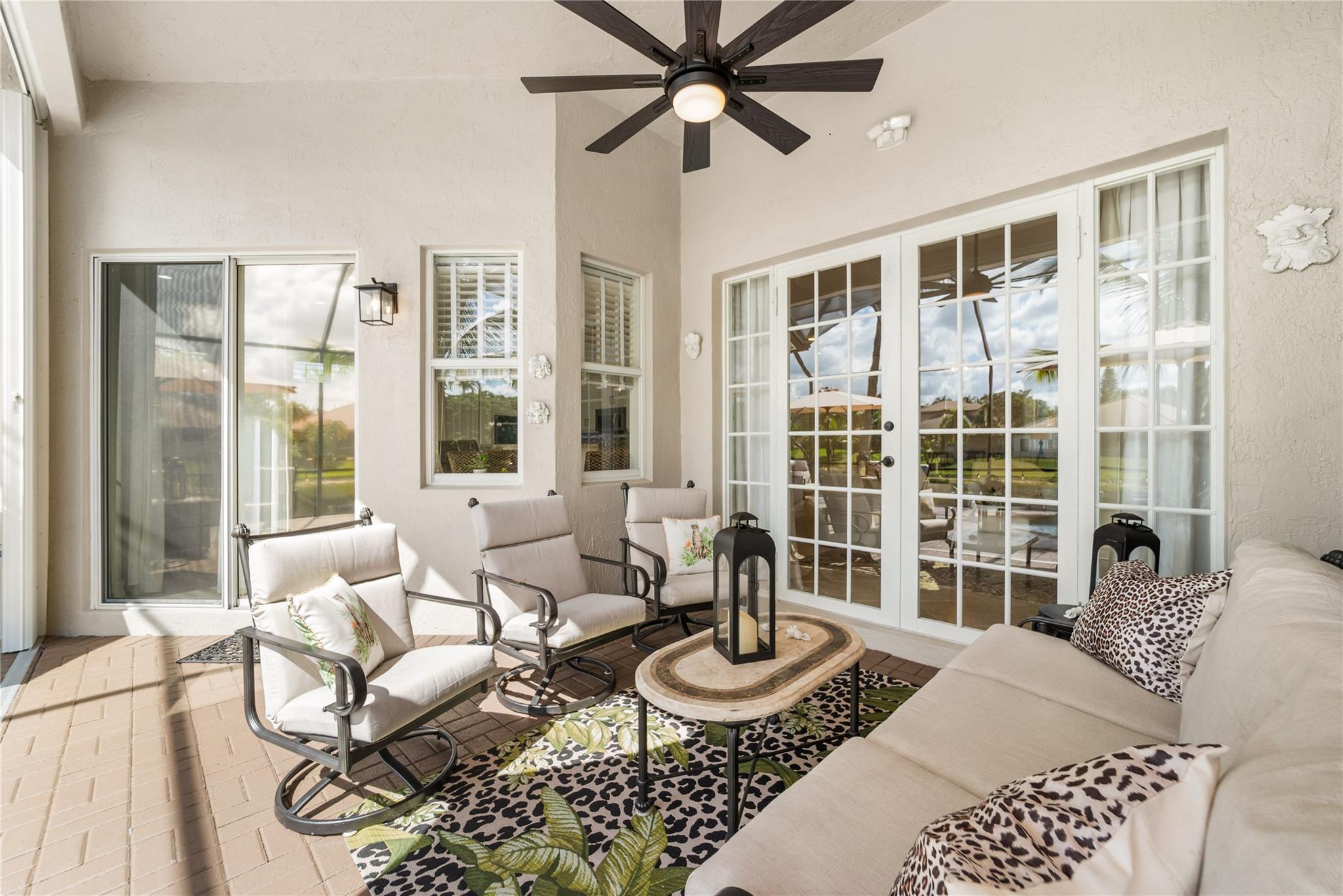 PARKLAND ISLES - Residential