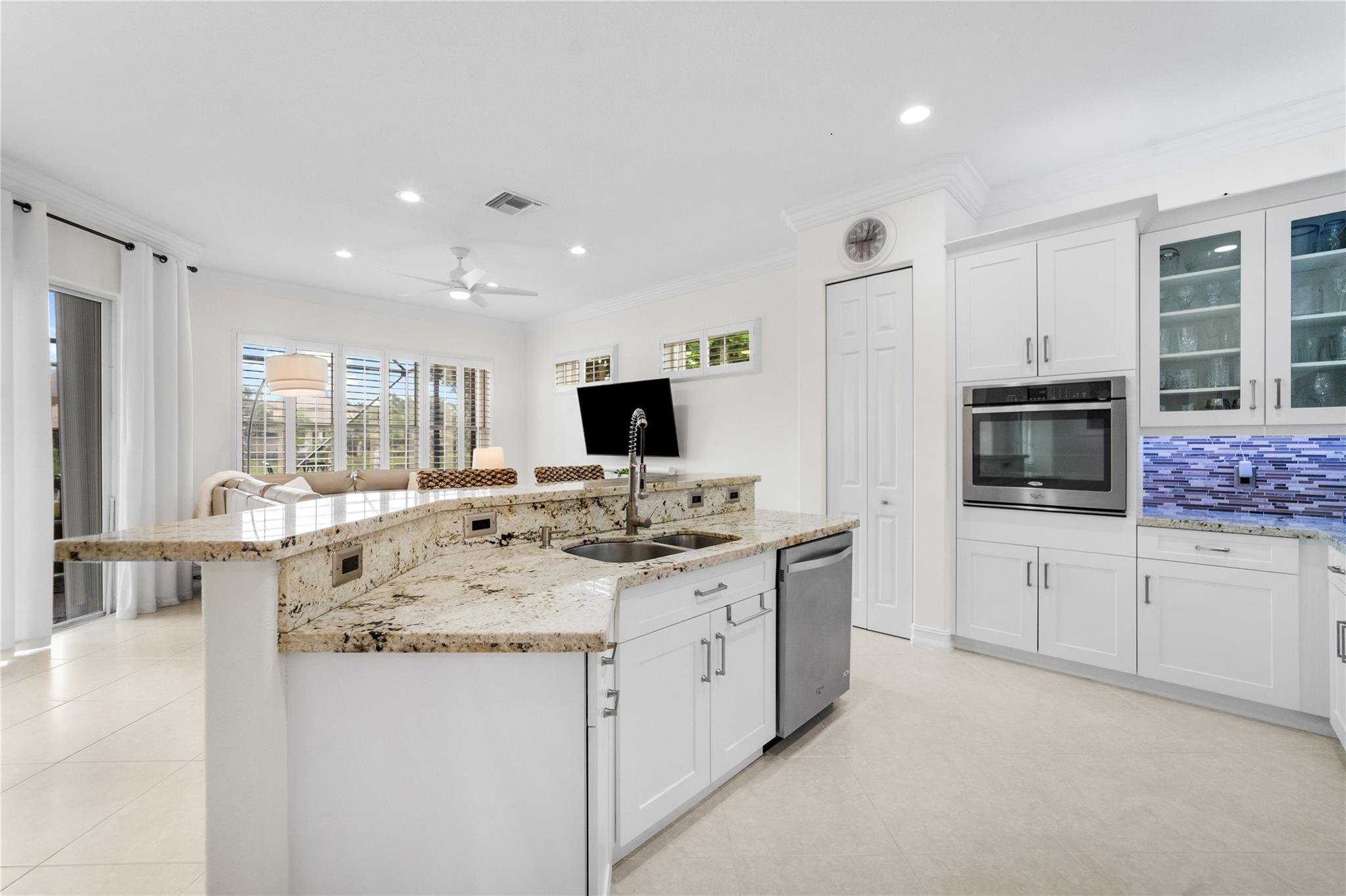 PARKLAND ISLES - Residential