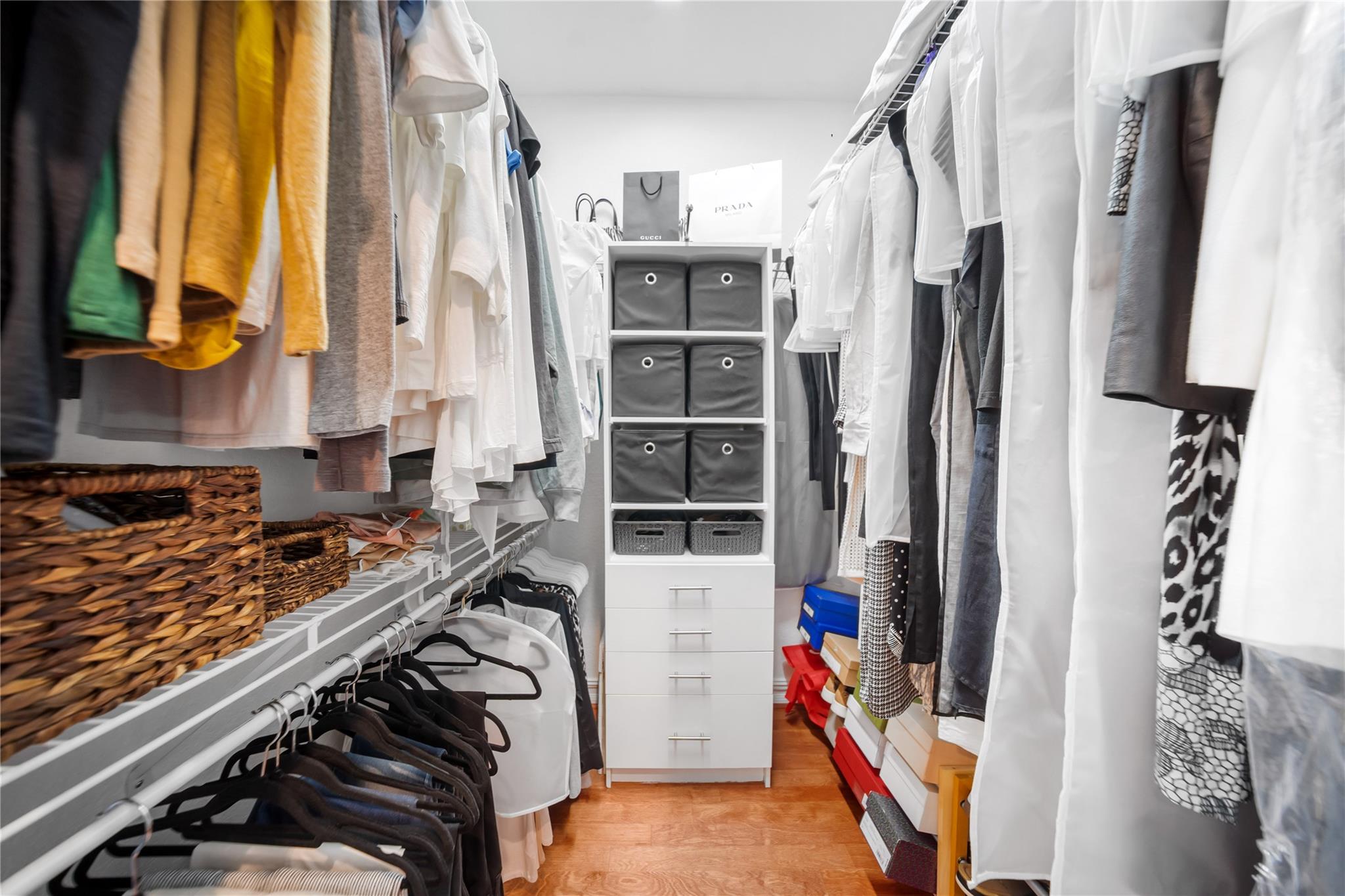 PARKLAND ISLES - Residential