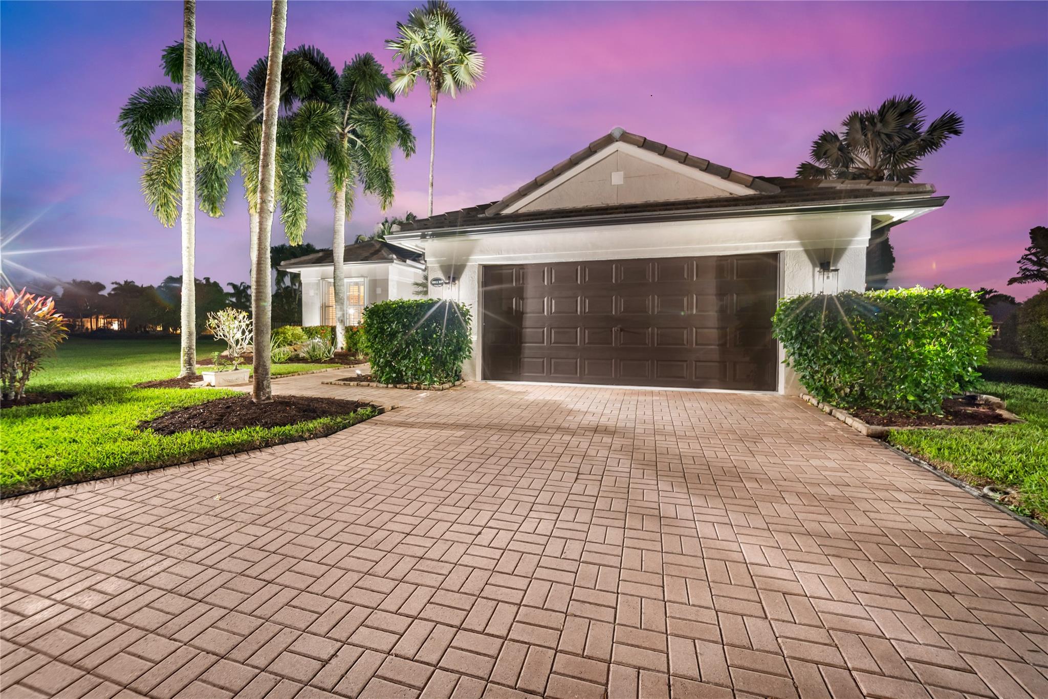 PARKLAND ISLES - Residential