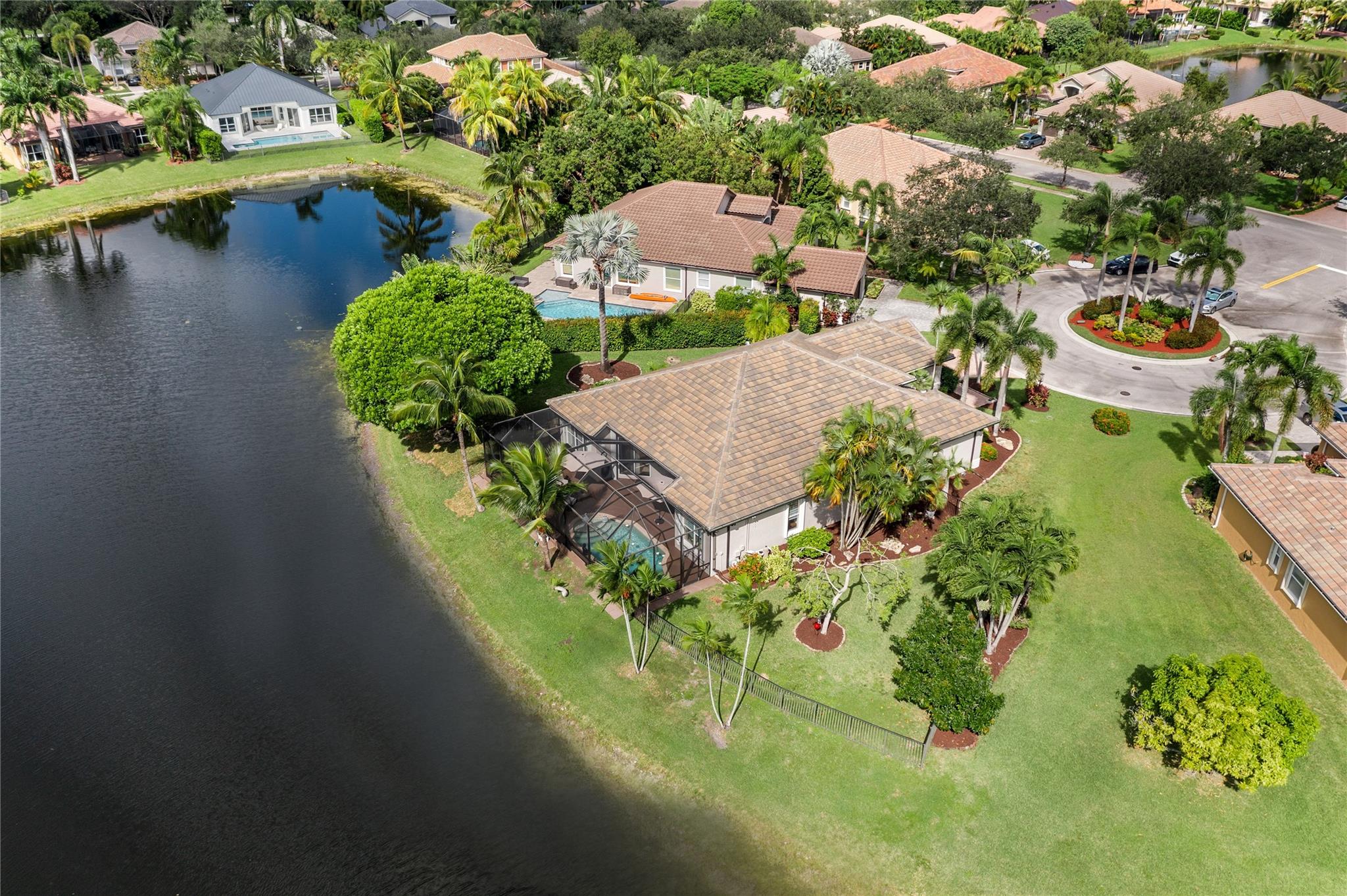 PARKLAND ISLES - Residential