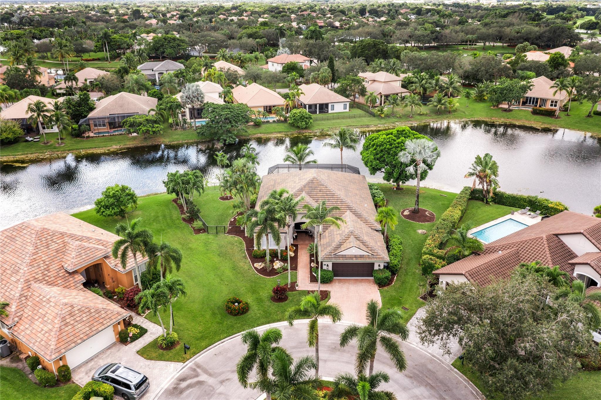 PARKLAND ISLES - Residential