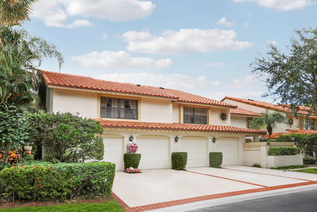 Photo of 7828 LA MIRADA Drive, Boca Raton, FL 33433 (MLS # B26085376)